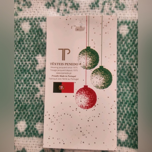 🎁Texteis Penedo Holiday Throw Blanket - Iced Green Snowflakes - Picture 5 of 8